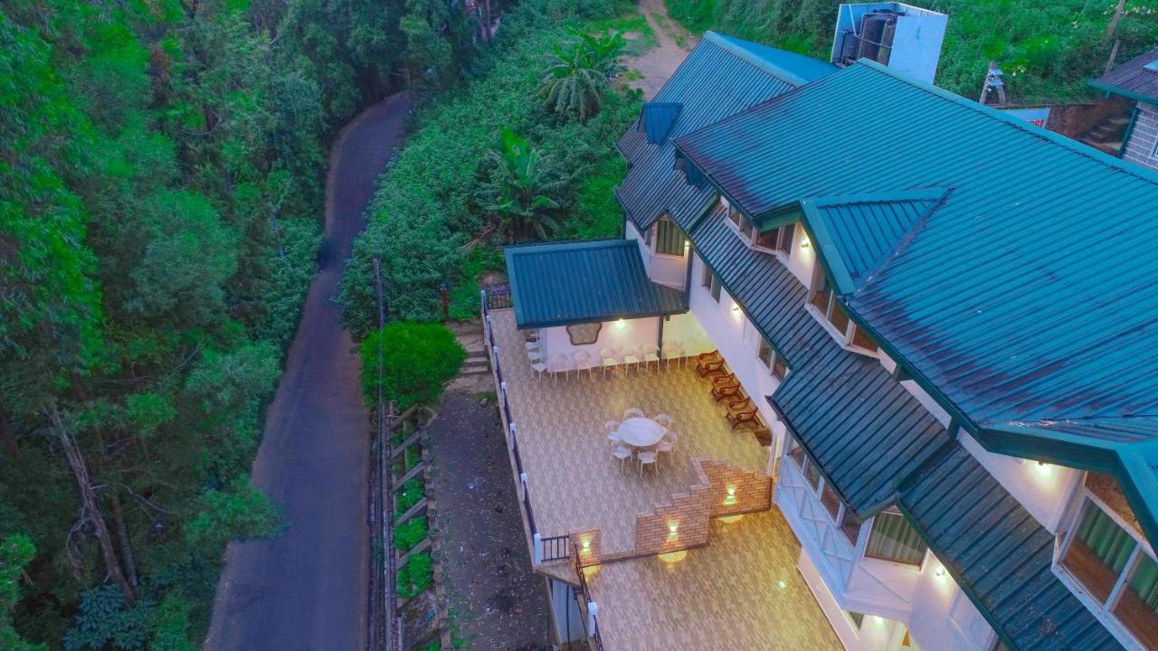 Отель Blue Moon Residency Нувара-Элия Экстерьер фото