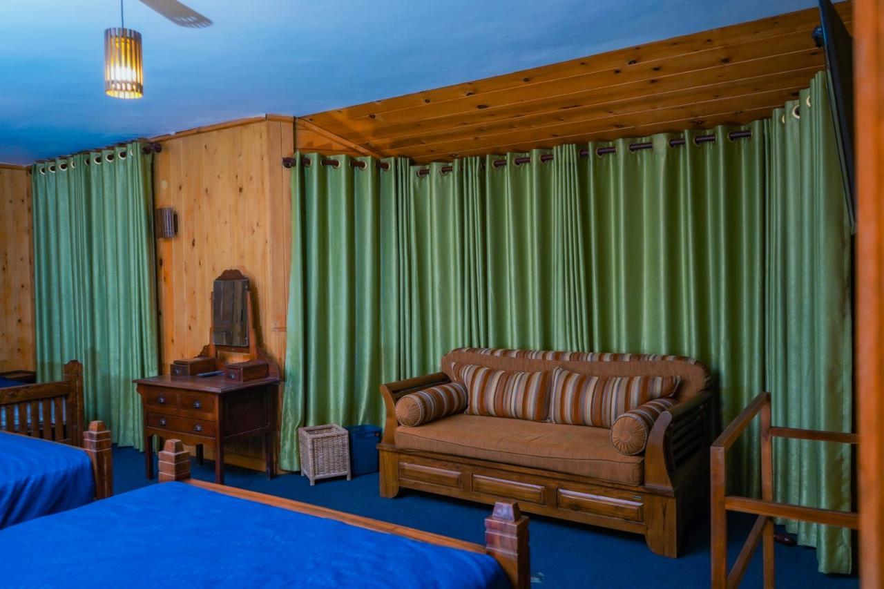 Отель Blue Moon Residency Нувара-Элия Экстерьер фото