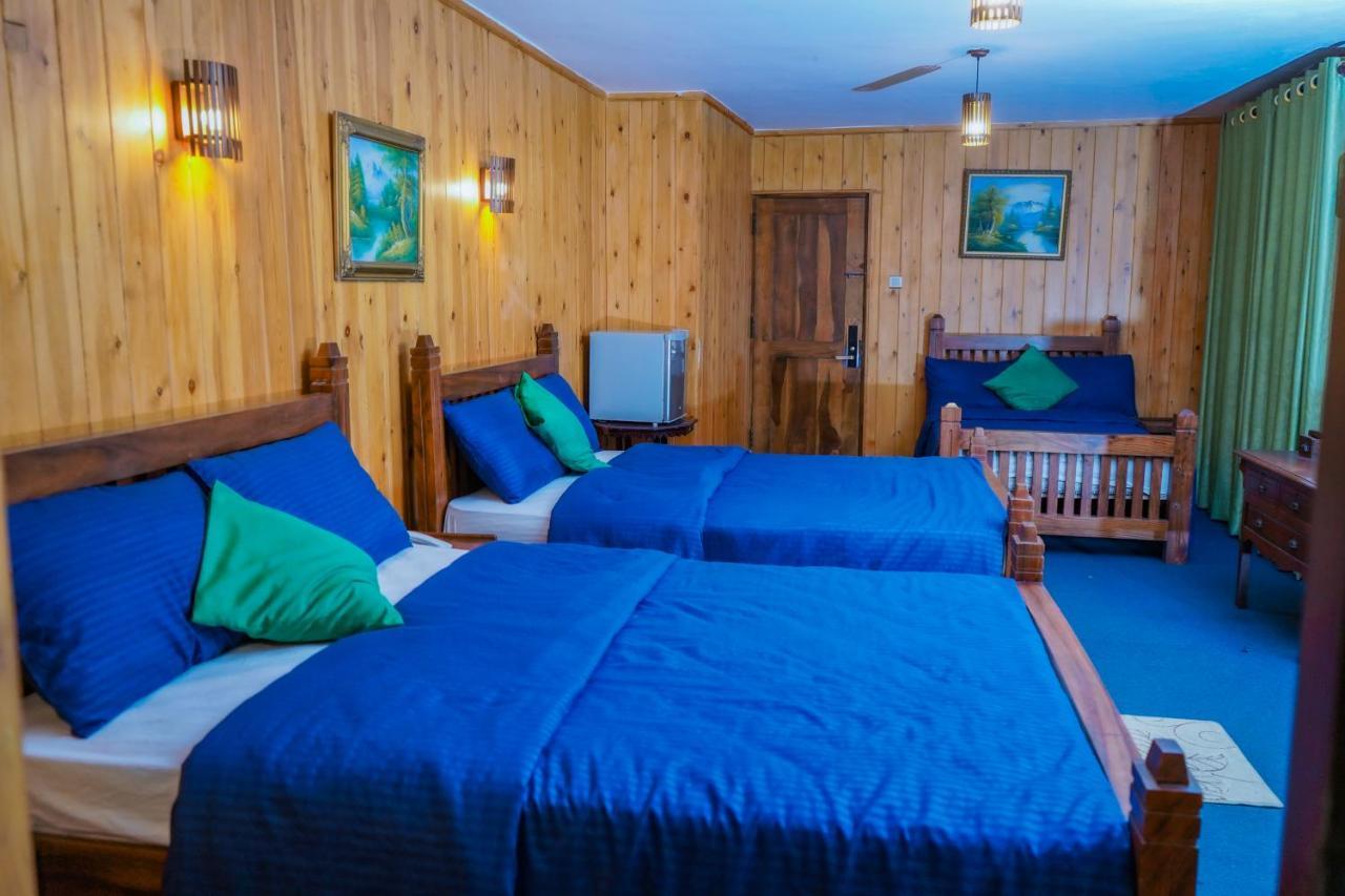Отель Blue Moon Residency Нувара-Элия Экстерьер фото
